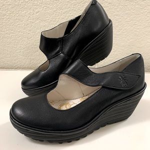 Fly London Wedged Pump